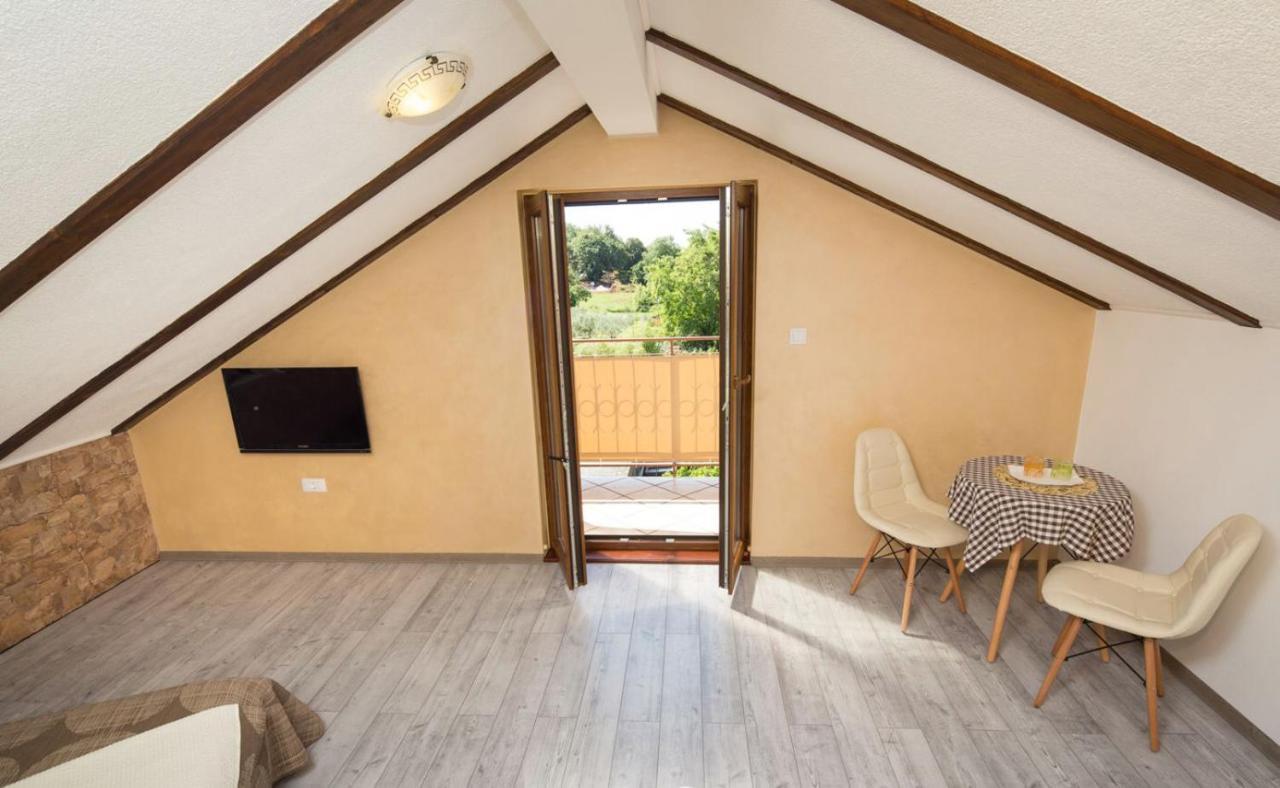 Accomodation Noki21 罗维尼 外观 照片